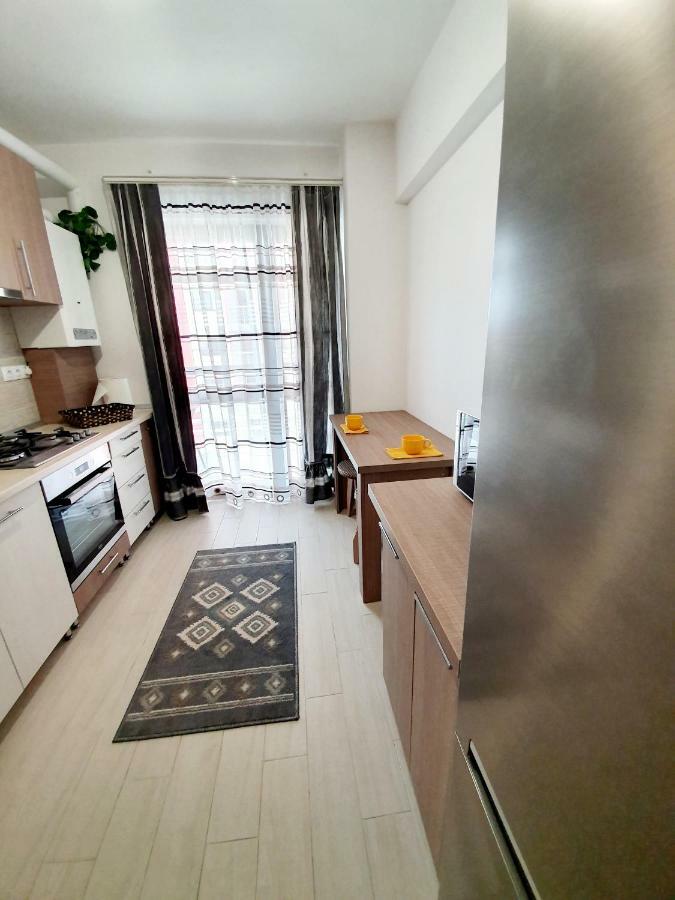 Unique Hotel Apartments Iasi Exteriör bild